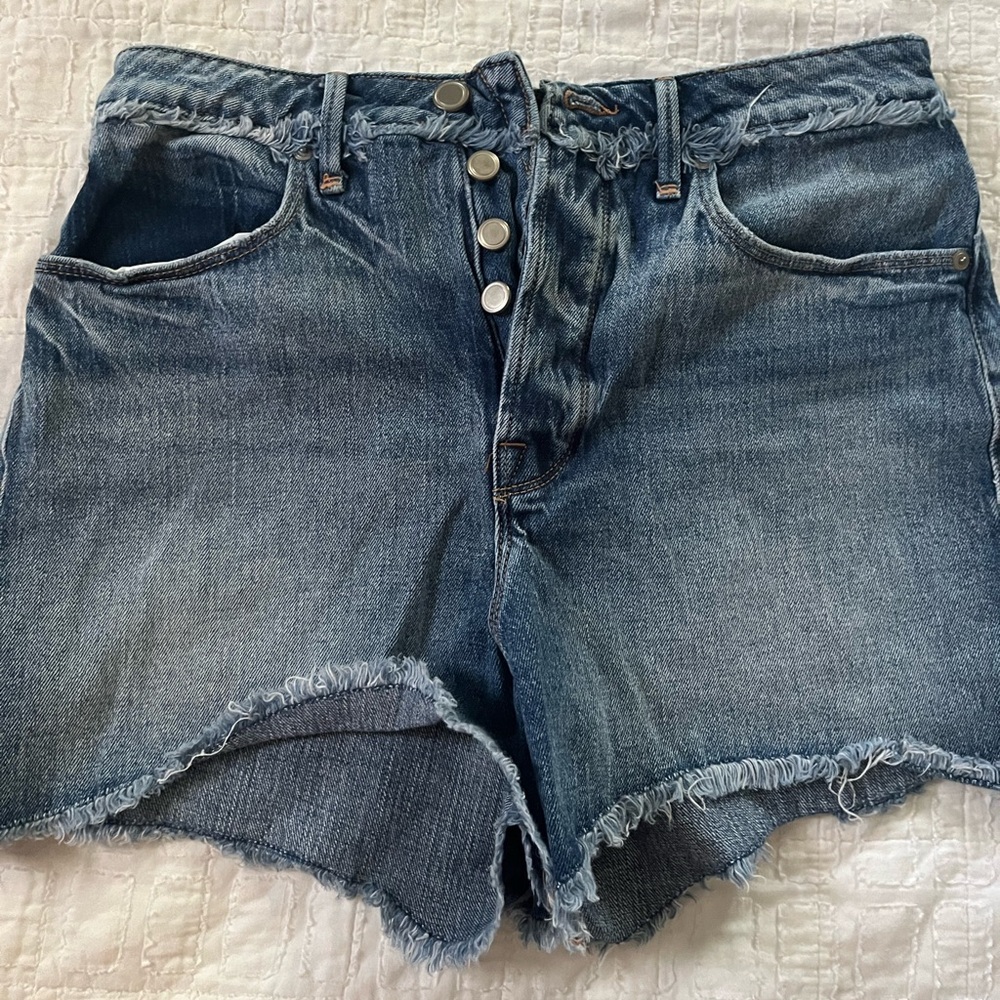 Good American high waist shorts
